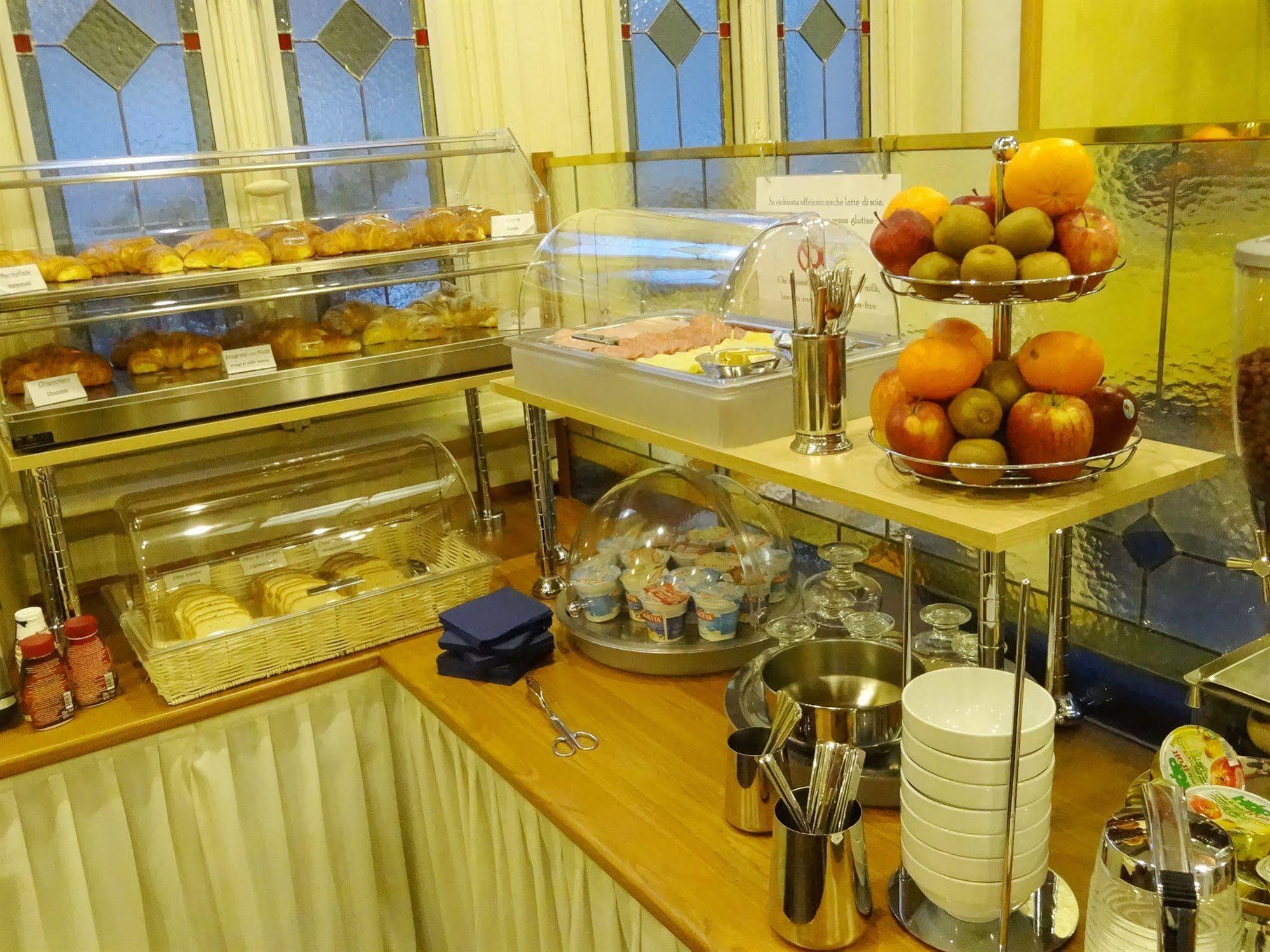 Hotel Piacenza Mailand